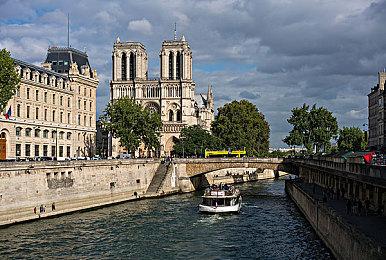 《使命召唤21：黑色行动6》预告播放数历代之最 官方频道近5000万